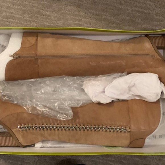 Size 5.5 Gianni Bini Leather Boots NIB - Picture 5 of 8